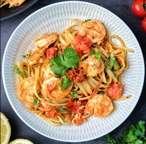 Spicy prawn linguine