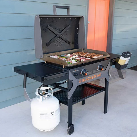 BLACKSTONE Iron Forged 28in Griddle  W/Hood