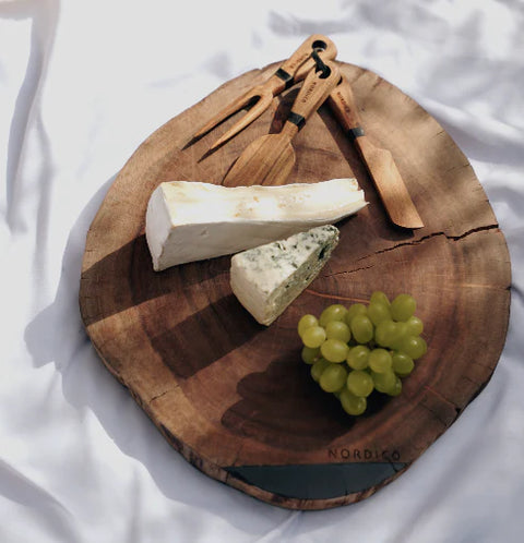 NORDICO Wooden Cheese Board Set