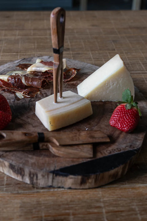 NORDICO Wooden Cheese Board Set